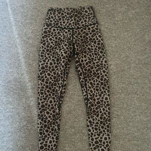 Colorfulkoala leopard leggings NWOT